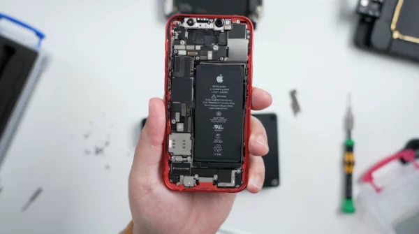 iPhone Batarya Değişimi